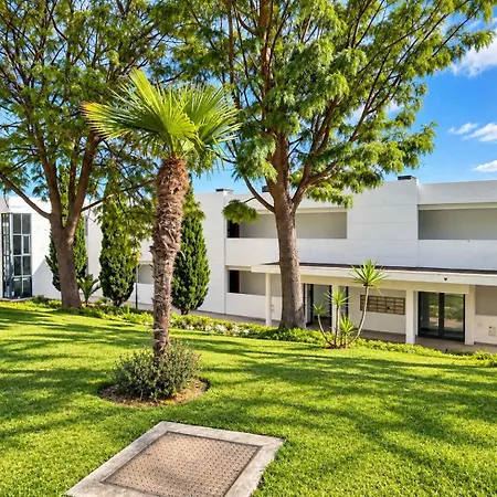 Atlantic Pearl Sea View Family Retreat In *