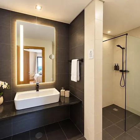 Apartment Atlantic Pearl Sea View Family Retreat In *