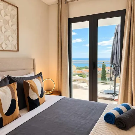 Apartment Atlantic Pearl Sea View Family Retreat In